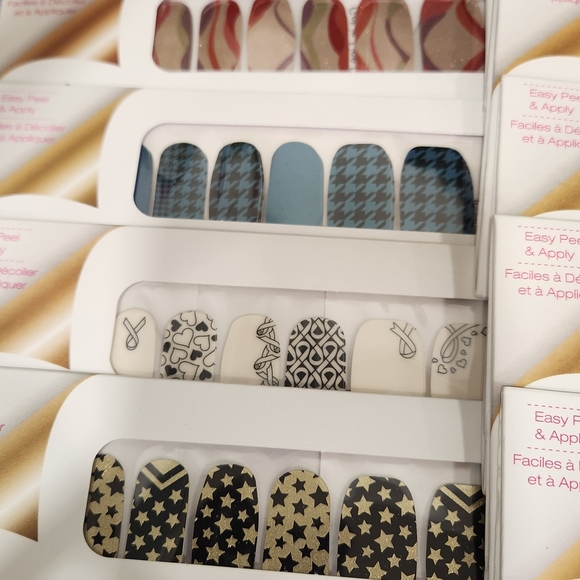 Color Street Grab Bag - #17 - Picture 2 of 7